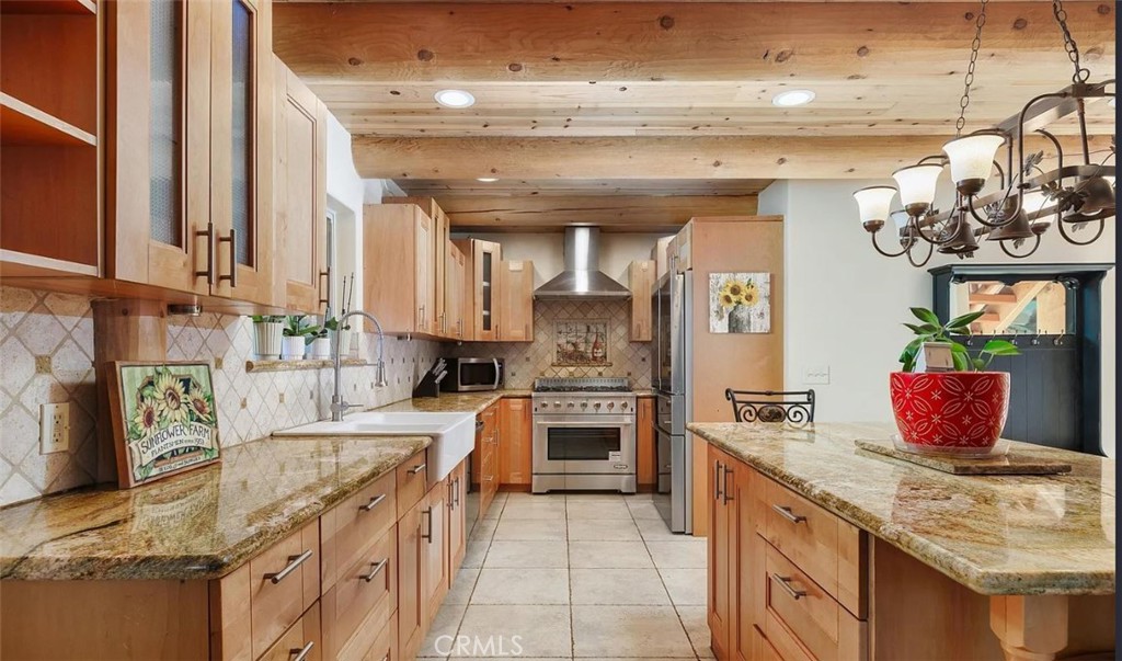 5935 Aluffo Property Photo 6