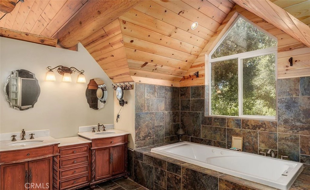 5935 Aluffo Property Photo 25