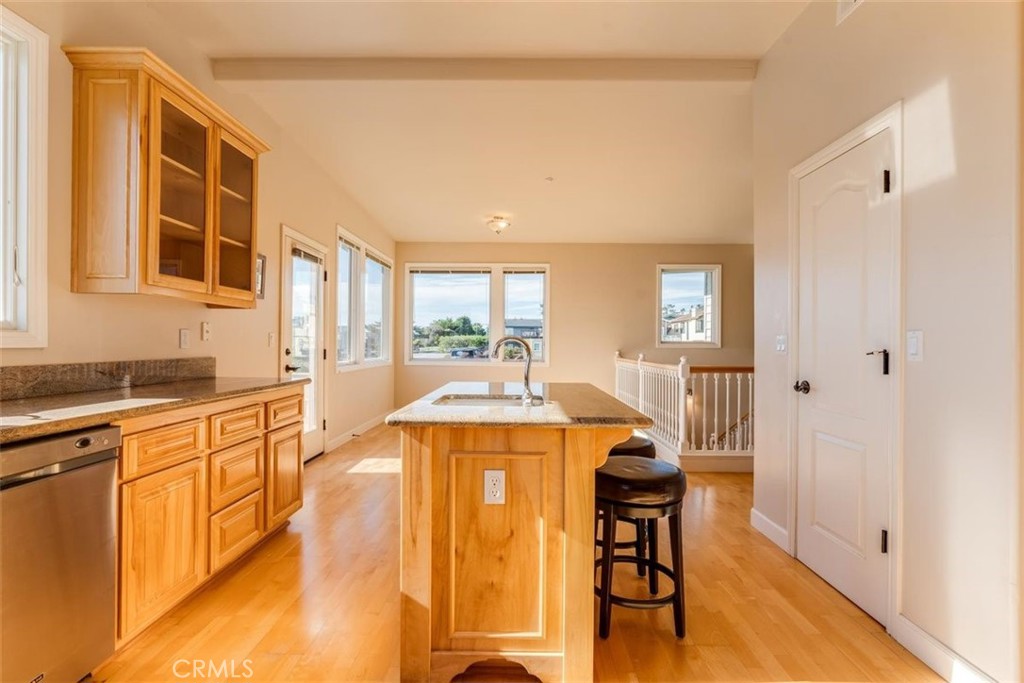 305 Ivar Street Property Photo 26
