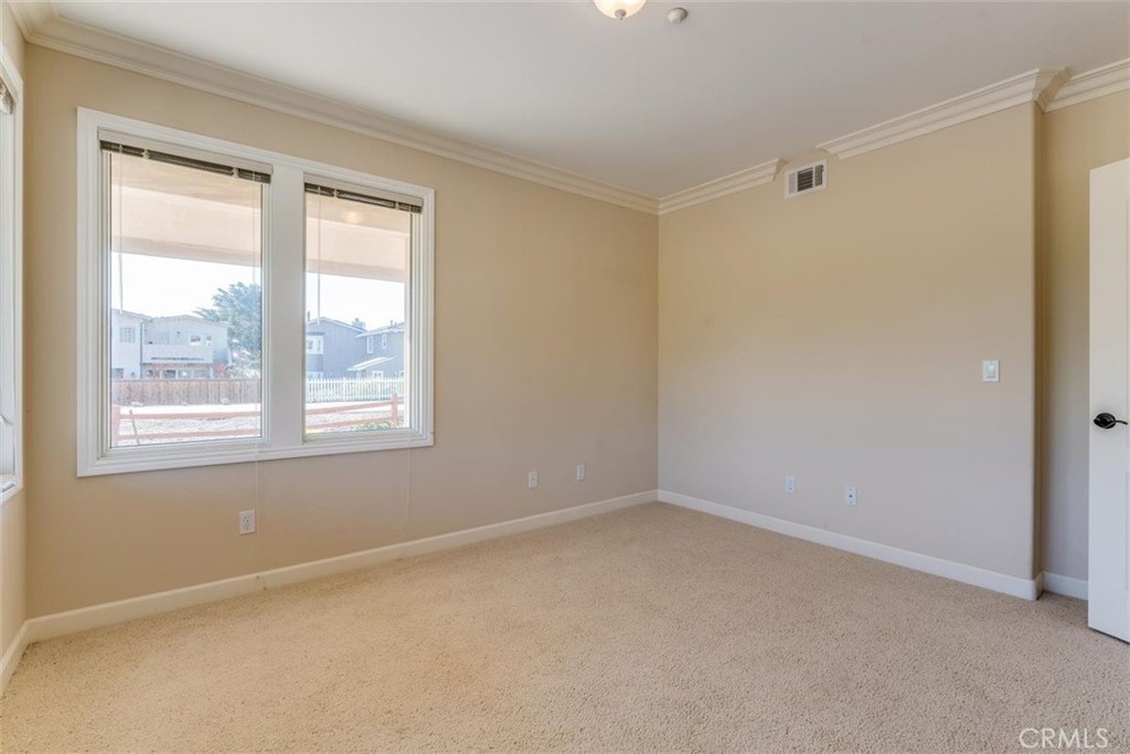 305 Ivar Street Property Photo 37