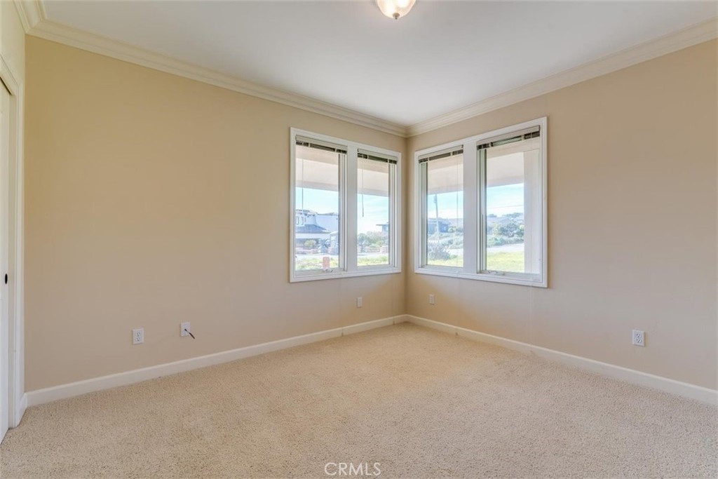 305 Ivar Street Property Photo 38