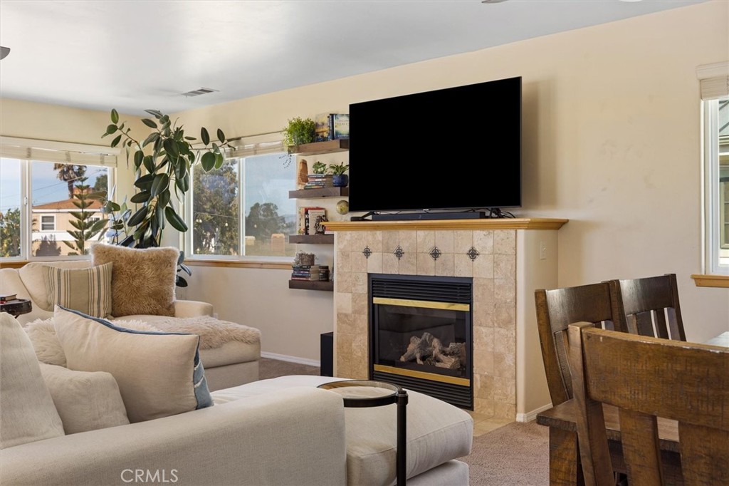 1187 Main Property Photo 6