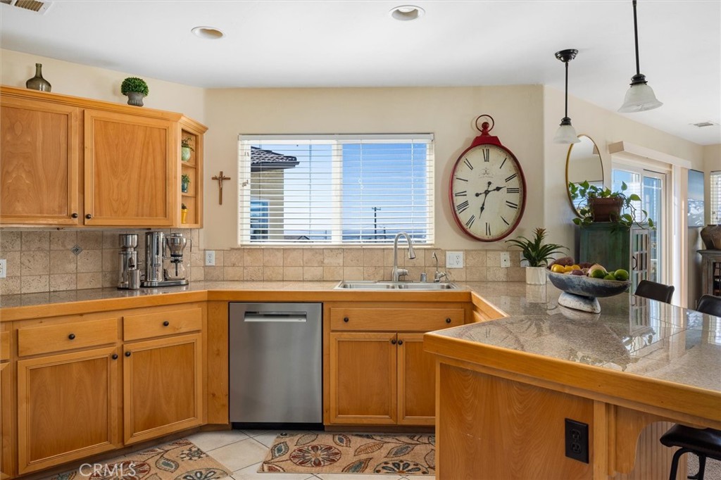 1187 Main Property Photo 12