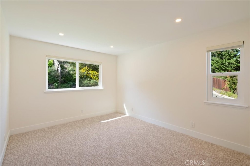 220 Selma Property Photo 16