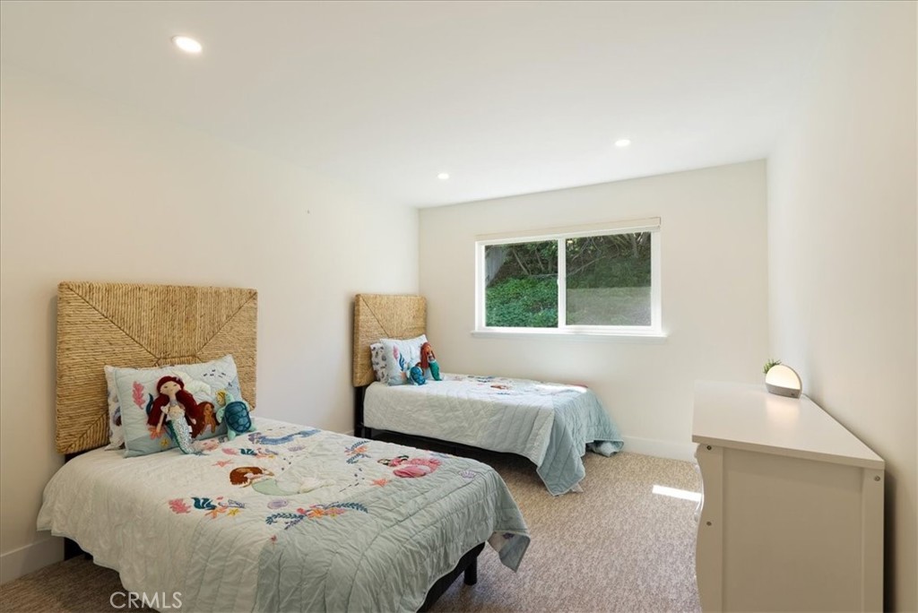 220 Selma Property Photo 17