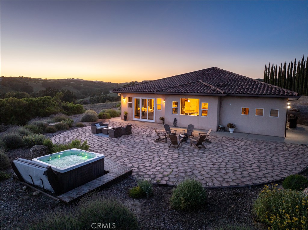 5250 , 5260 Vineyard Property Photo 30
