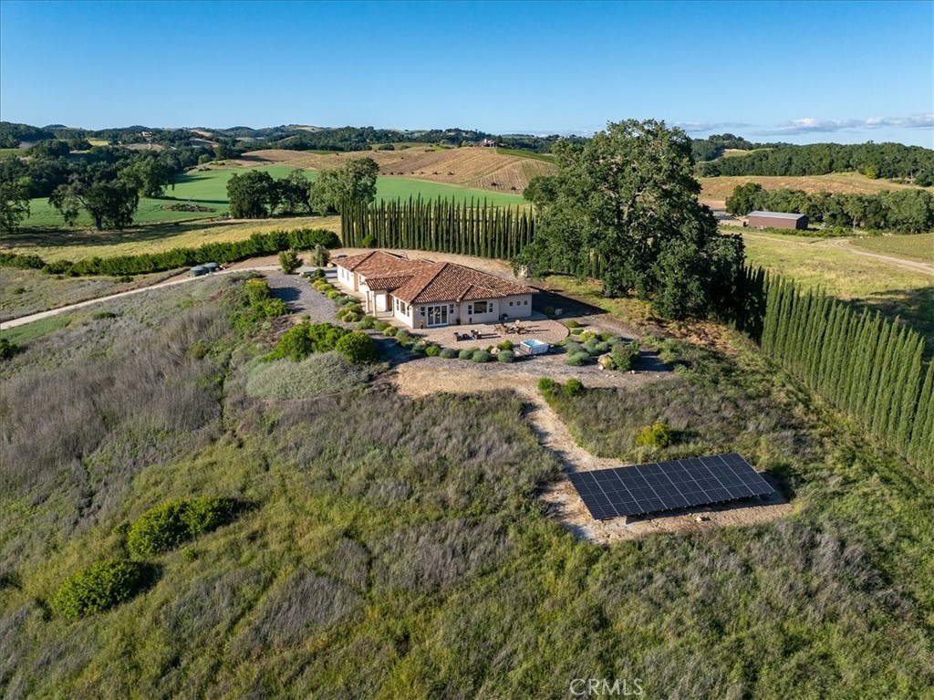 5250 , 5260 Vineyard Property Photo 36