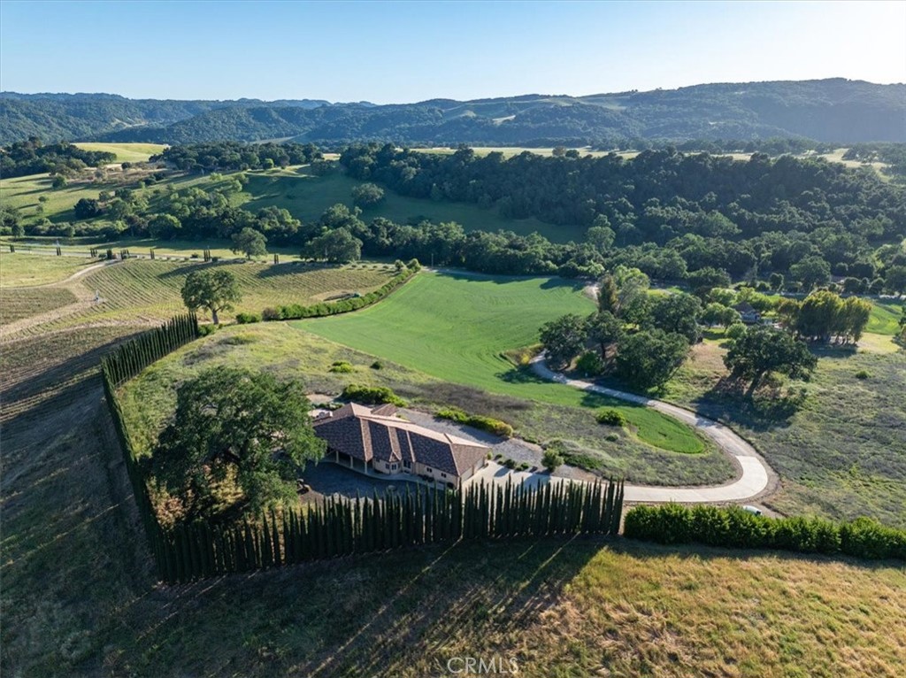 5250 , 5260 Vineyard Property Photo 37
