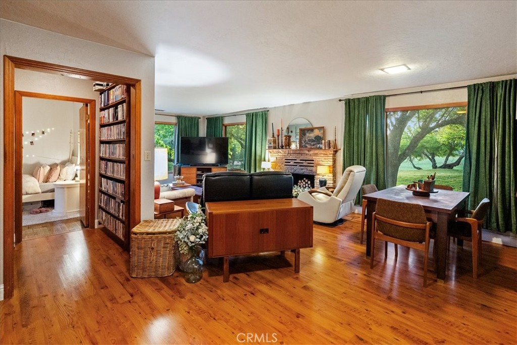 5250 , 5260 Vineyard Property Photo 46