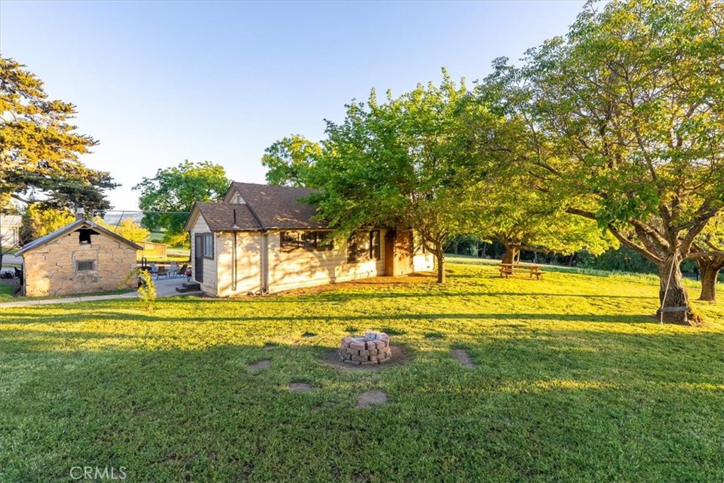 5250 , 5260 Vineyard Property Photo 62