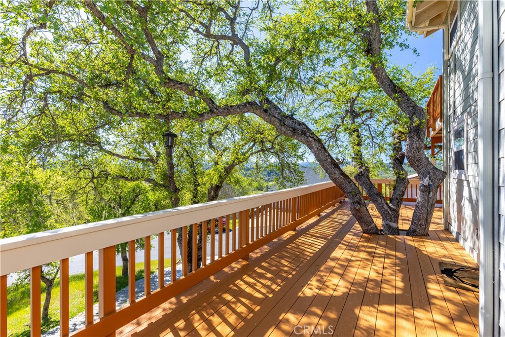 2488 Captains Walk Property Photo 8