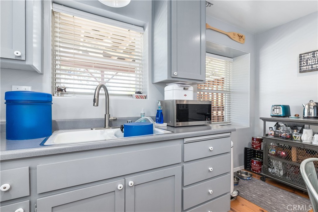 2488 Captains Walk Property Photo 12