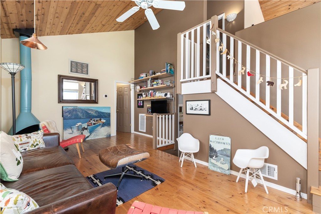 2488 Captains Walk Property Photo 16