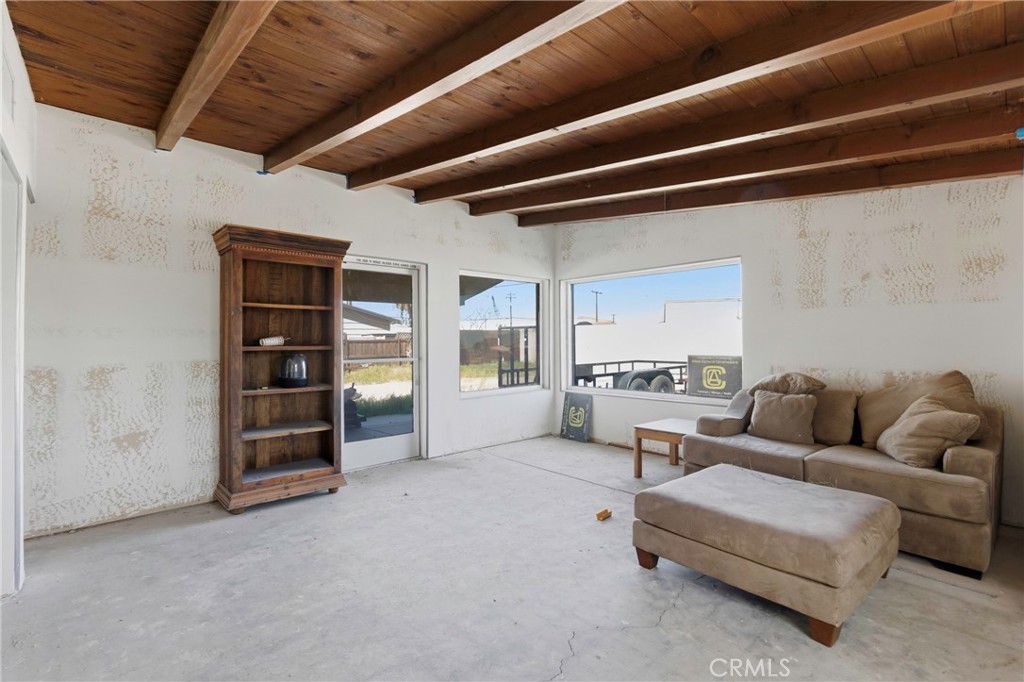 2800 Patton Property Photo 9