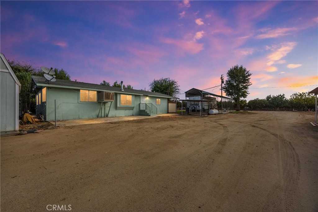 30751 Sharp Property Photo 3