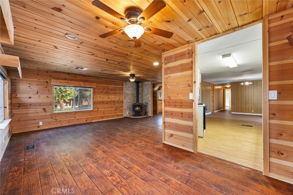 30751 Sharp Property Photo 21