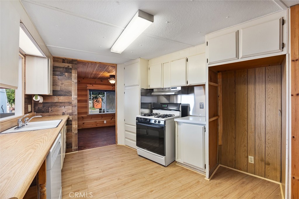 30751 Sharp Property Photo 25