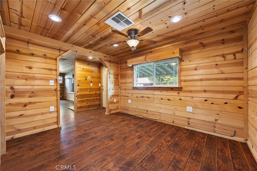30751 Sharp Property Photo 33