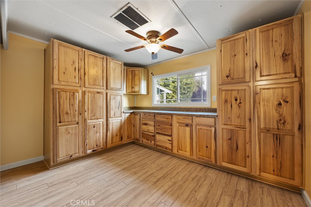 30751 Sharp Property Photo 37