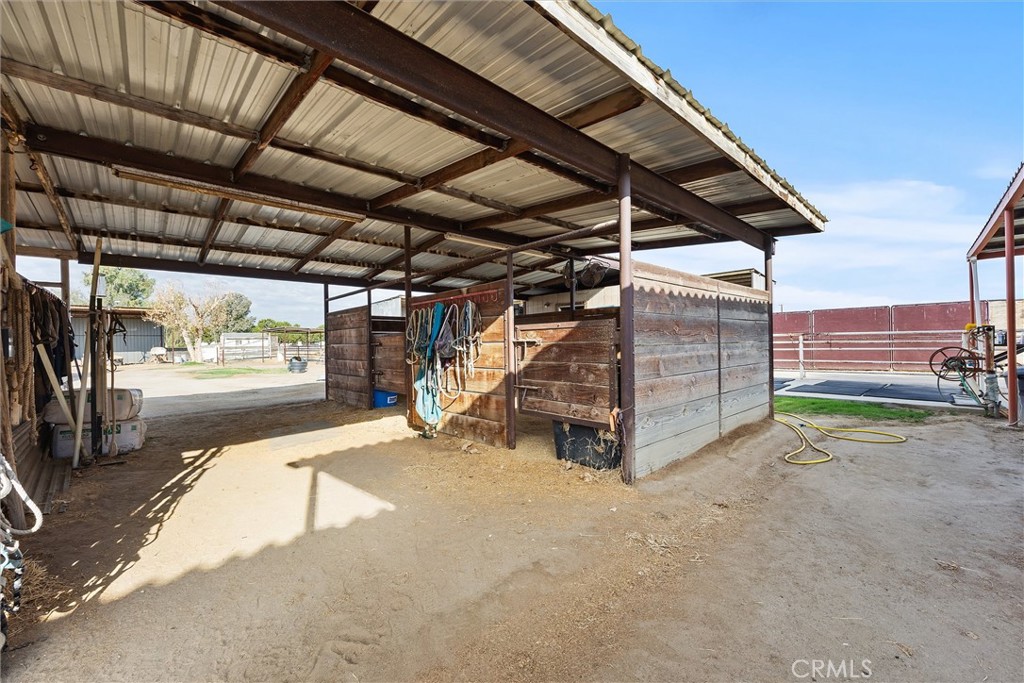 30751 Sharp Property Photo 39