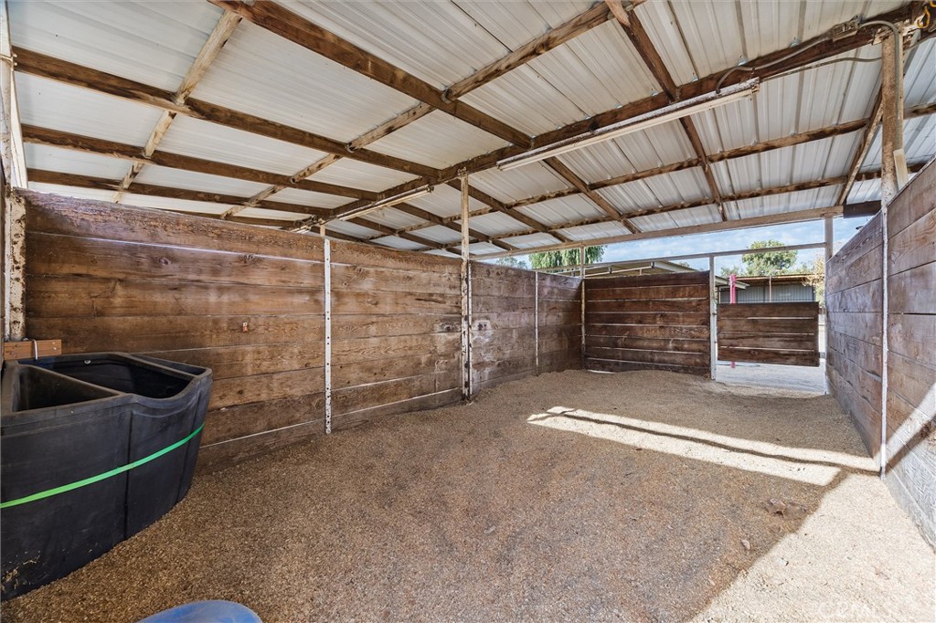 30751 Sharp Property Photo 42