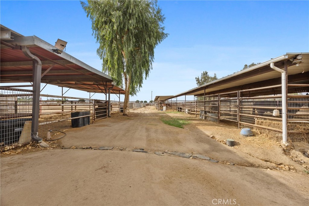 30751 Sharp Property Photo 48