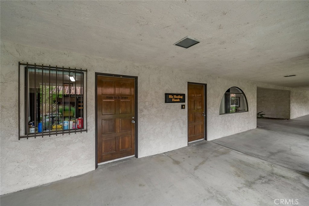 1050 Las Tablas Road 5 Property Photo 1