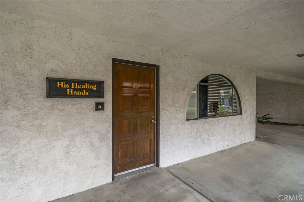 1050 Las Tablas Road 5 Property Photo 2