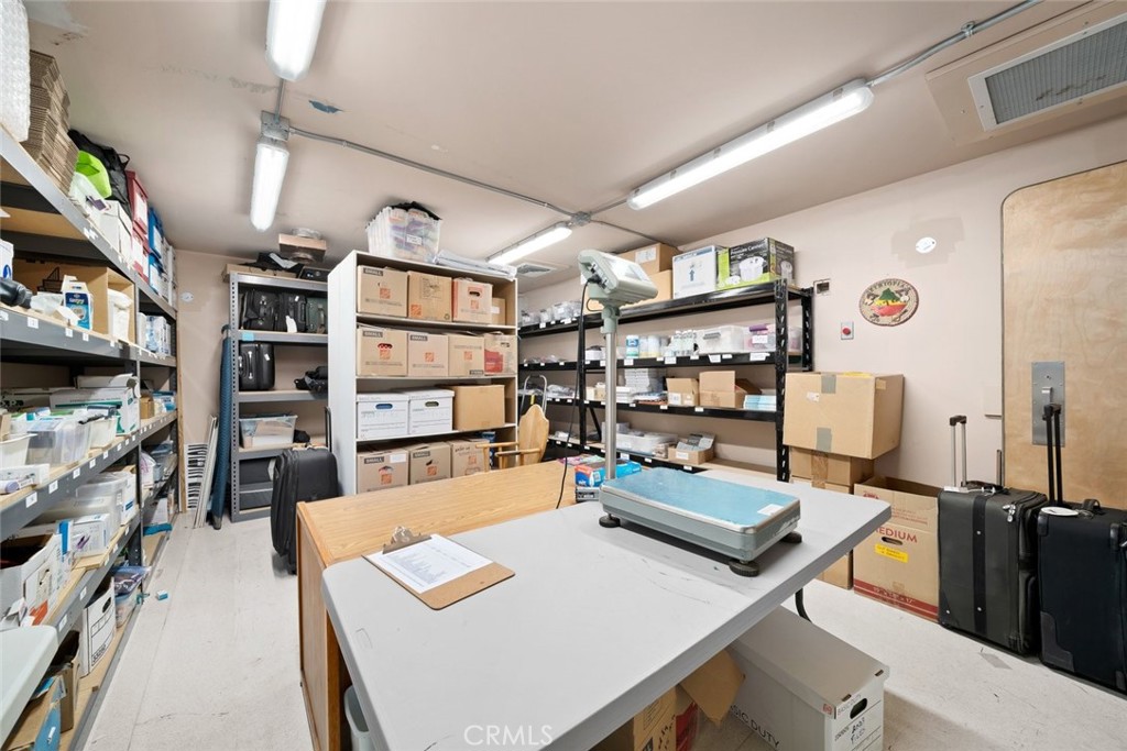 1050 Las Tablas Road 5 Property Photo 10