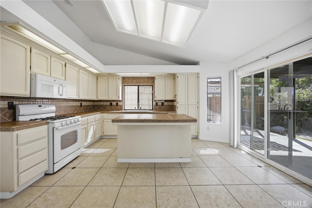 11513 Jenlee Property Photo 18