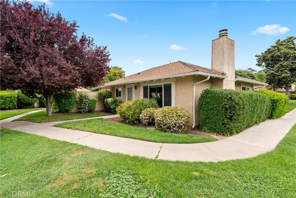 18 Flag Way Property Photo 1