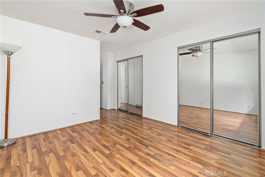 18 Flag Way Property Photo 12