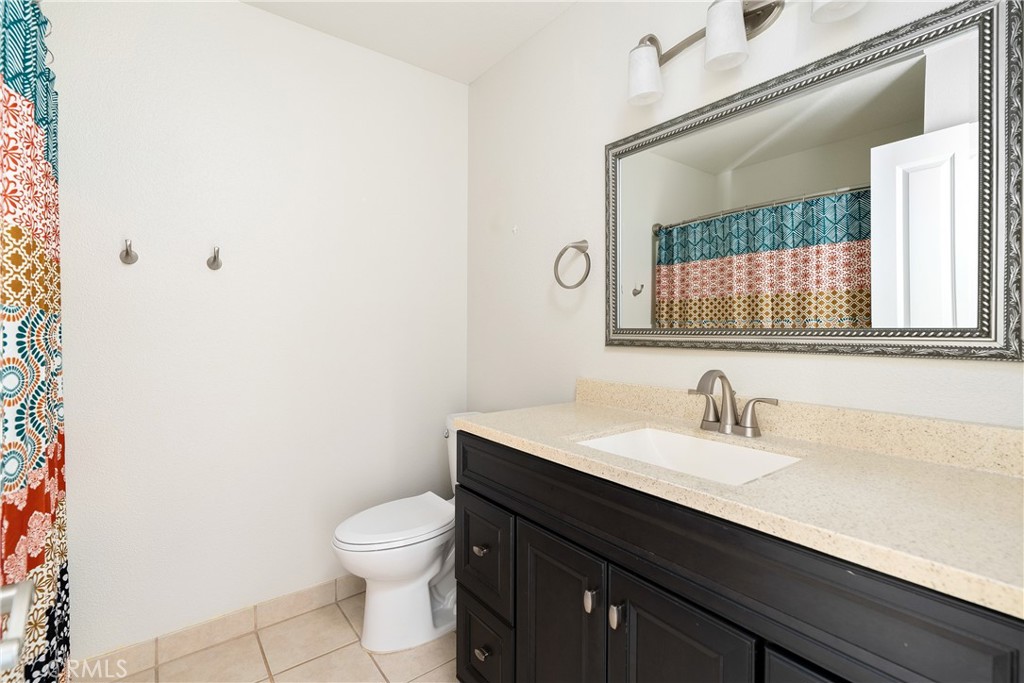 18 Flag Way Property Photo 14