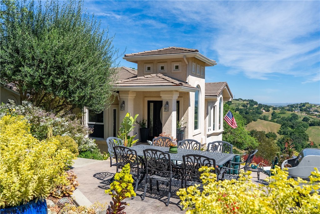 14600 El Monte Property Photo 1