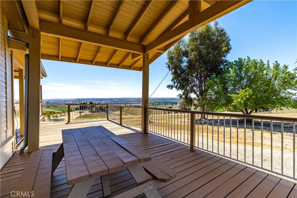 1876 Rancho Lomas Way Property Photo 4