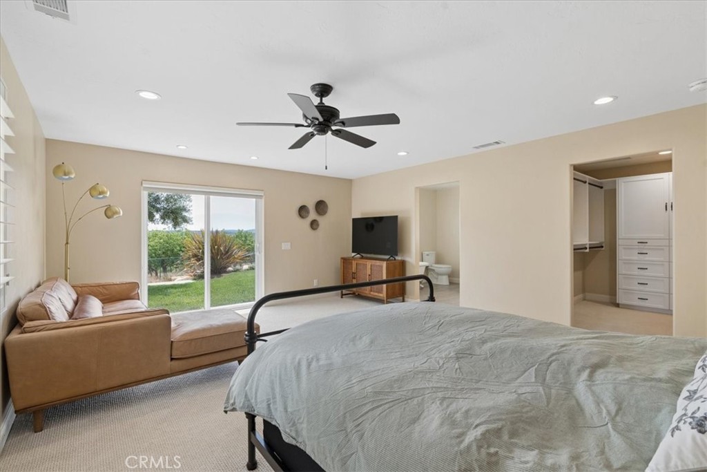 5565 High Ridge Property Photo 31