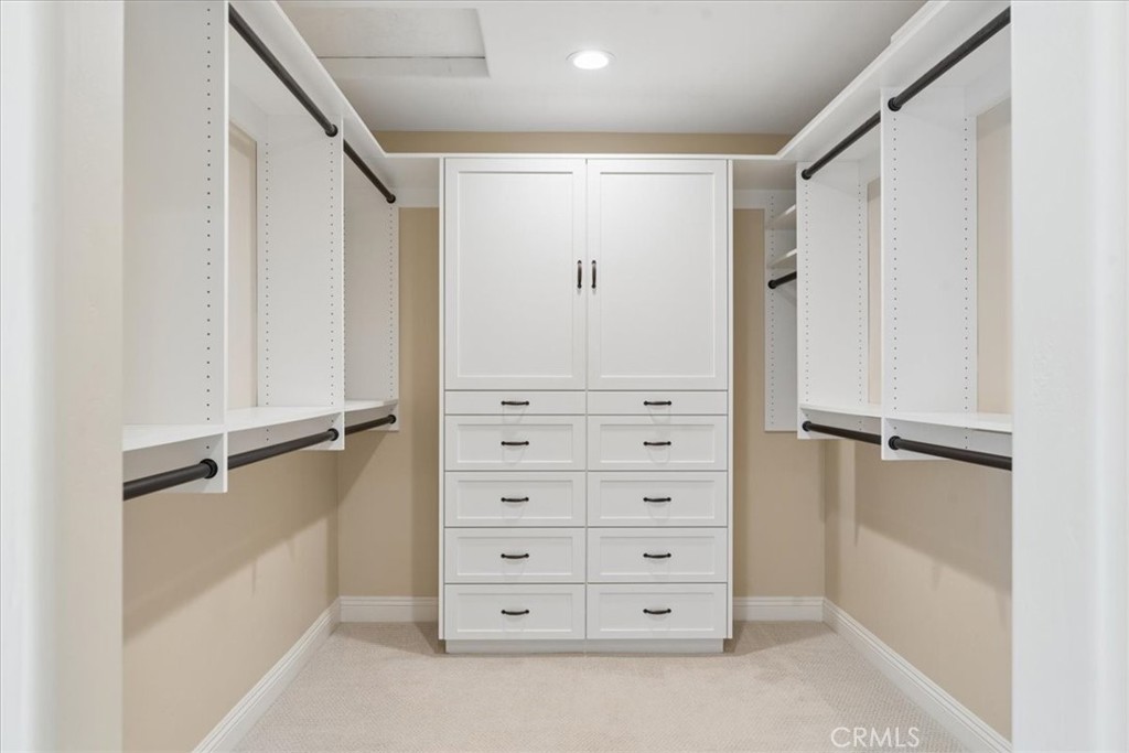 5565 High Ridge Property Photo 35