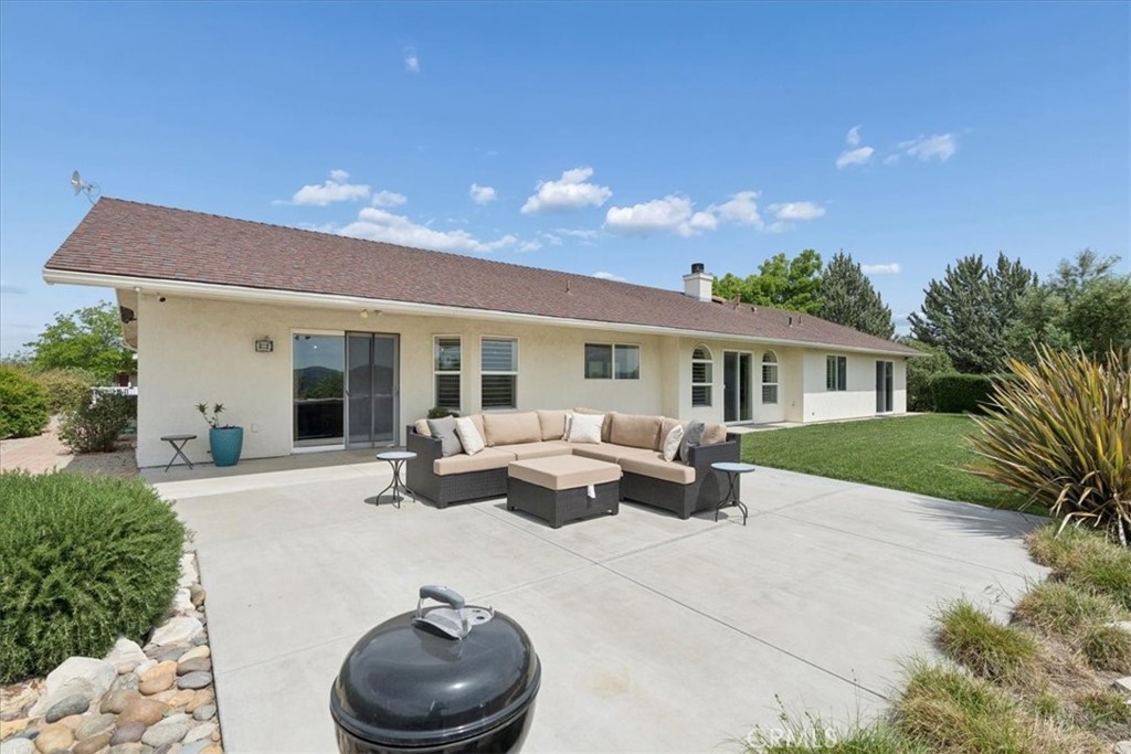 5565 High Ridge Property Photo 52