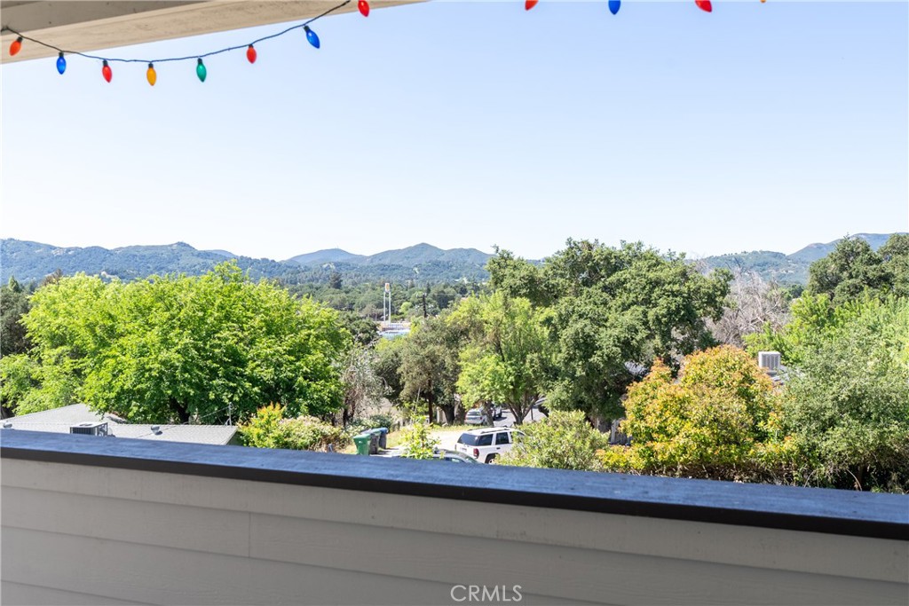 9755 Las Lomas Property Photo 17
