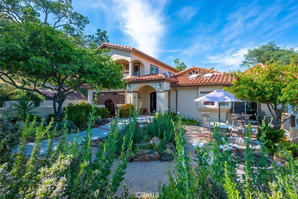 10662 Santa Ana Road Property Photo 6