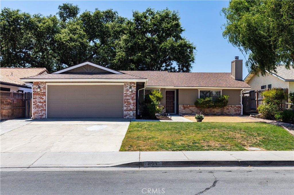 623 Nickerson Property Photo 1
