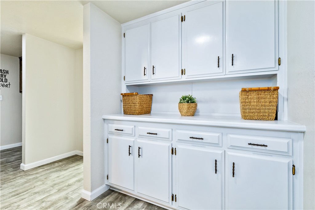623 Nickerson Property Photo 18