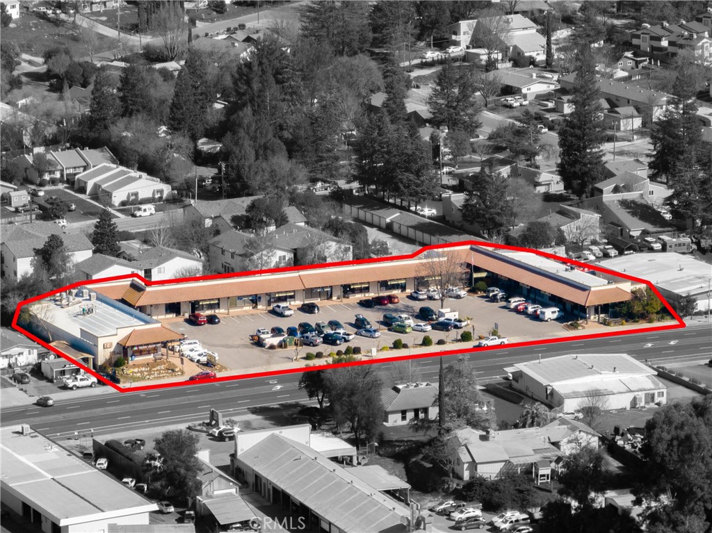 7425 El Camino Real Property Photo 4