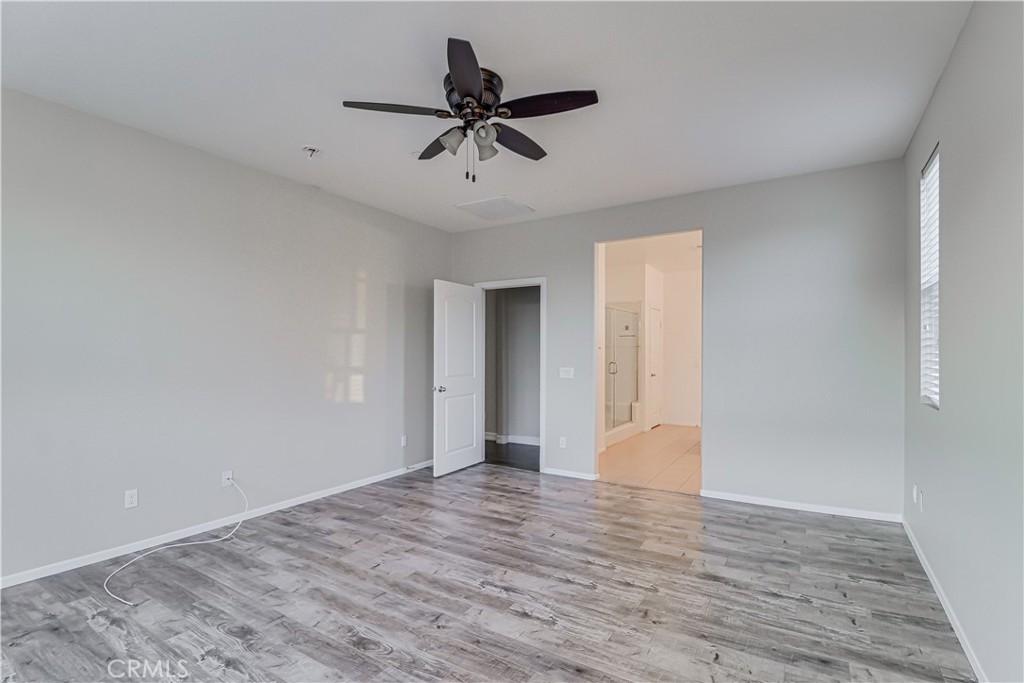 5005 Silvery Jewel Property Photo 33