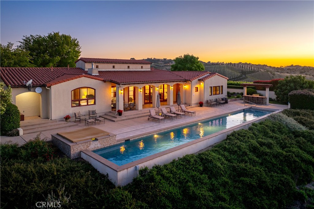 4550 Almond Property Photo 7