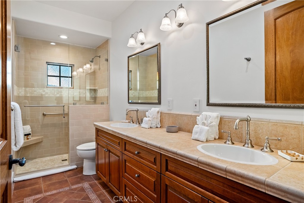 4550 Almond Property Photo 31