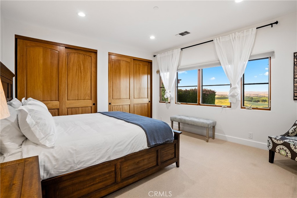 4550 Almond Property Photo 35