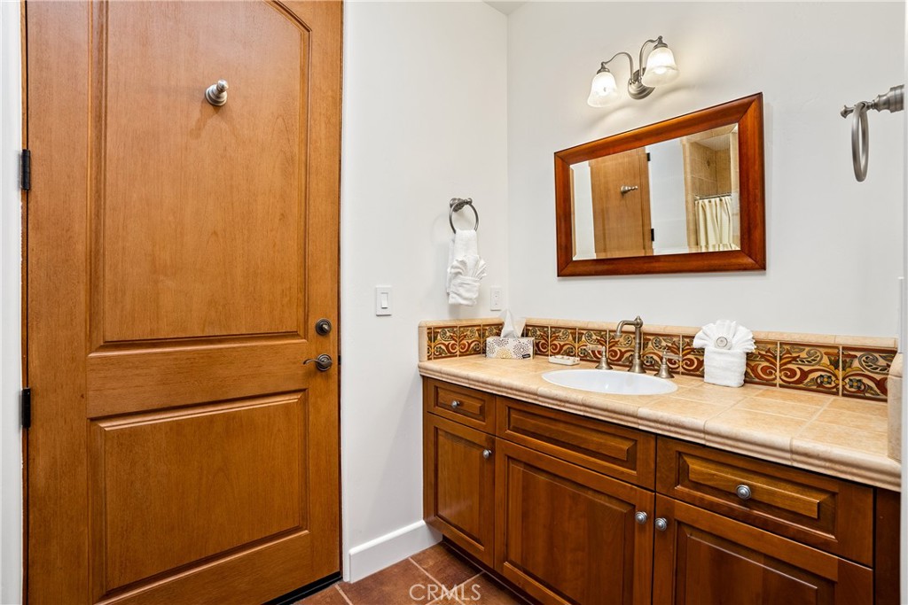 4550 Almond Property Photo 37