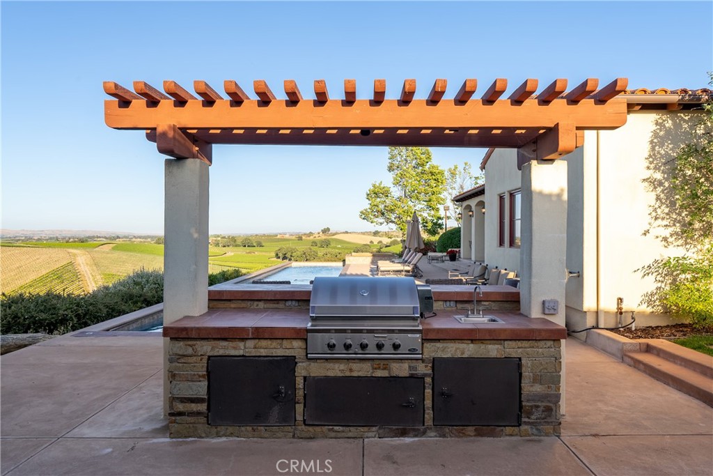 4550 Almond Property Photo 46