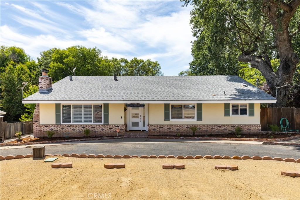 8130 Azucena Property Photo 1
